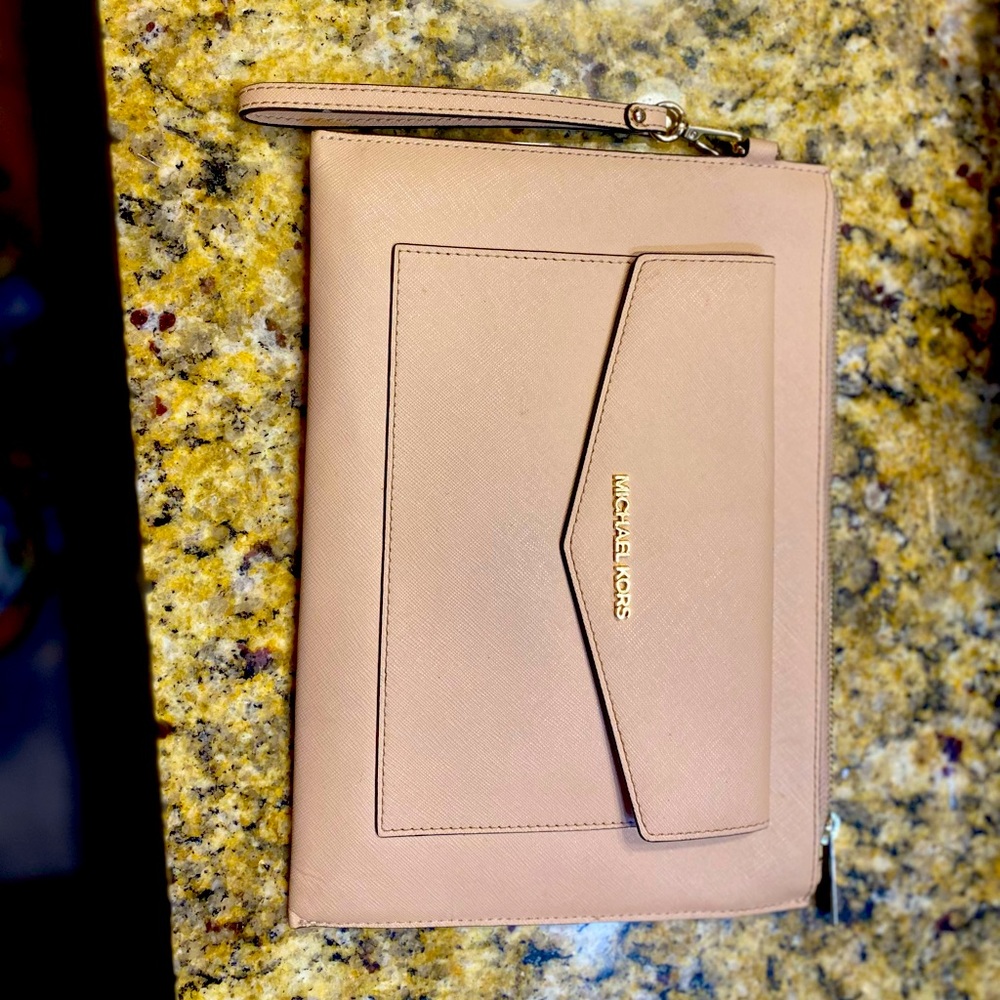 Pink Michael Kors wristlet